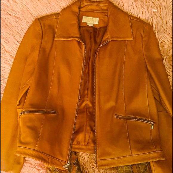 Michael Kor - Picture 11 of 11